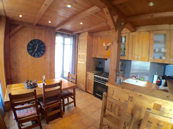 Isabel & Havana's house