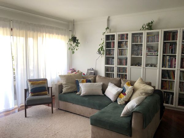 Nice apartment in Estoril Coast, 10 minutes walk from beach.
