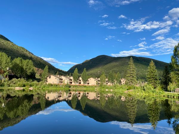 Enjoy Summer/Fall in Vail, Sleeps 10, hot tub, Available June, 7 night min.