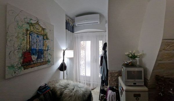 Giias hus