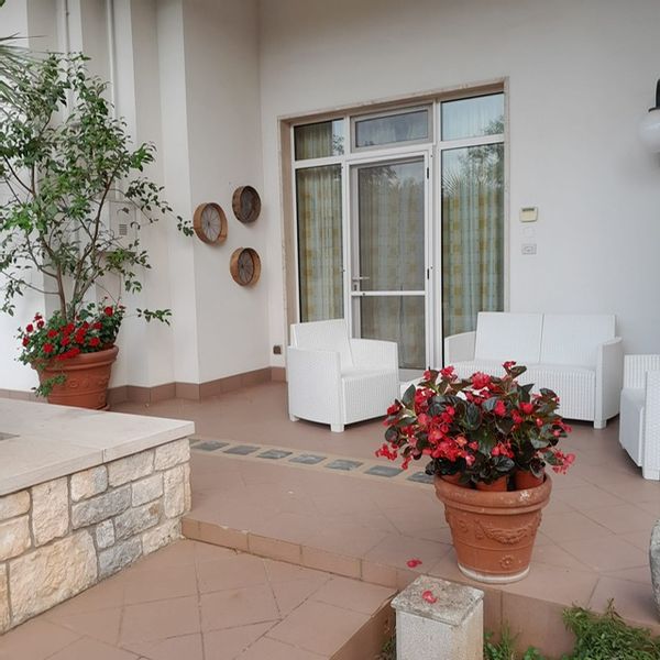 cesares hus