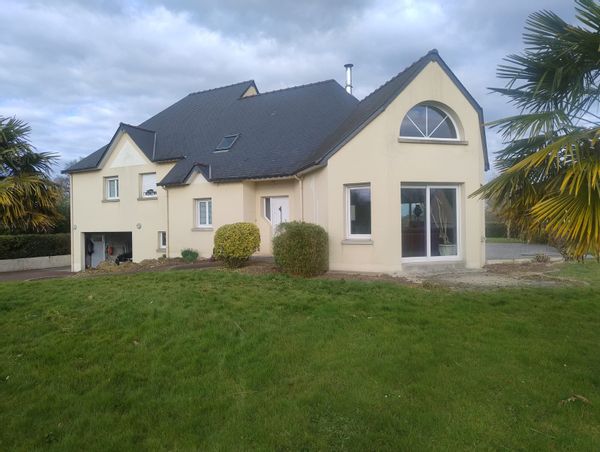 dominique's house