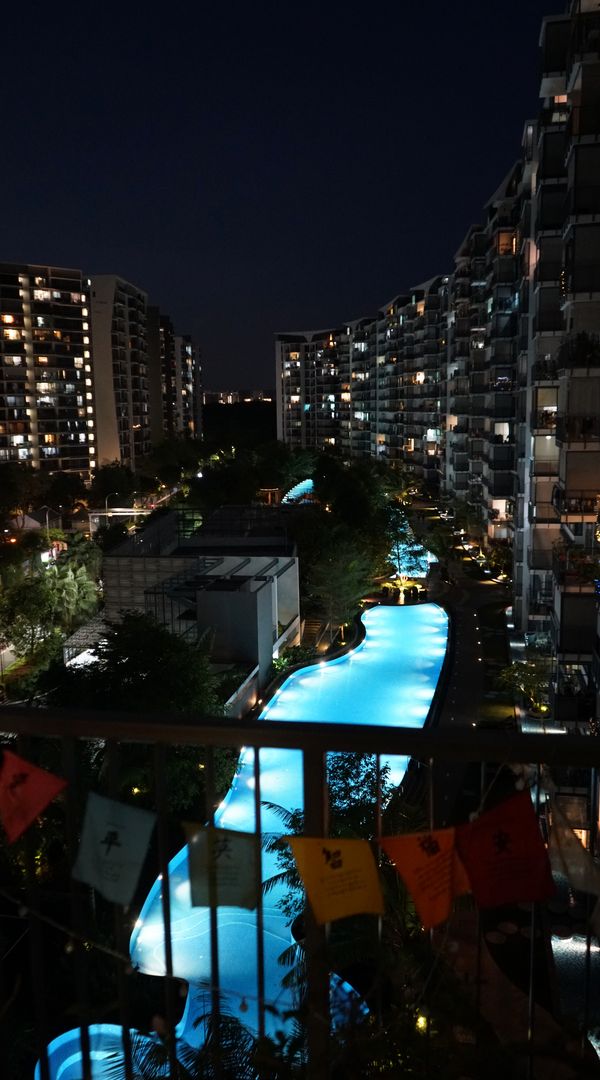 Cosy condo apartment in Singapore