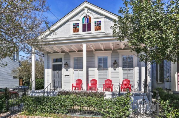 Uptown Charm -- Off Magazine St., Spacious, Charming Walk to Whole Foods, bars and shops