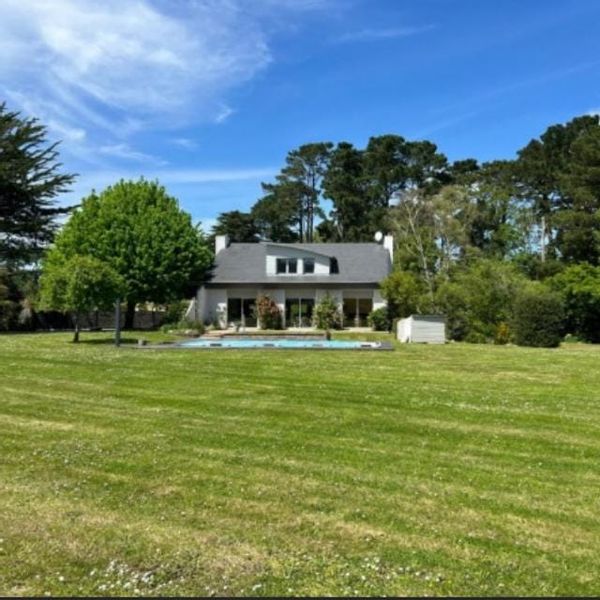 Maison familiale avec piscine - 200 m de la plage de Lanseria - Quimiac
